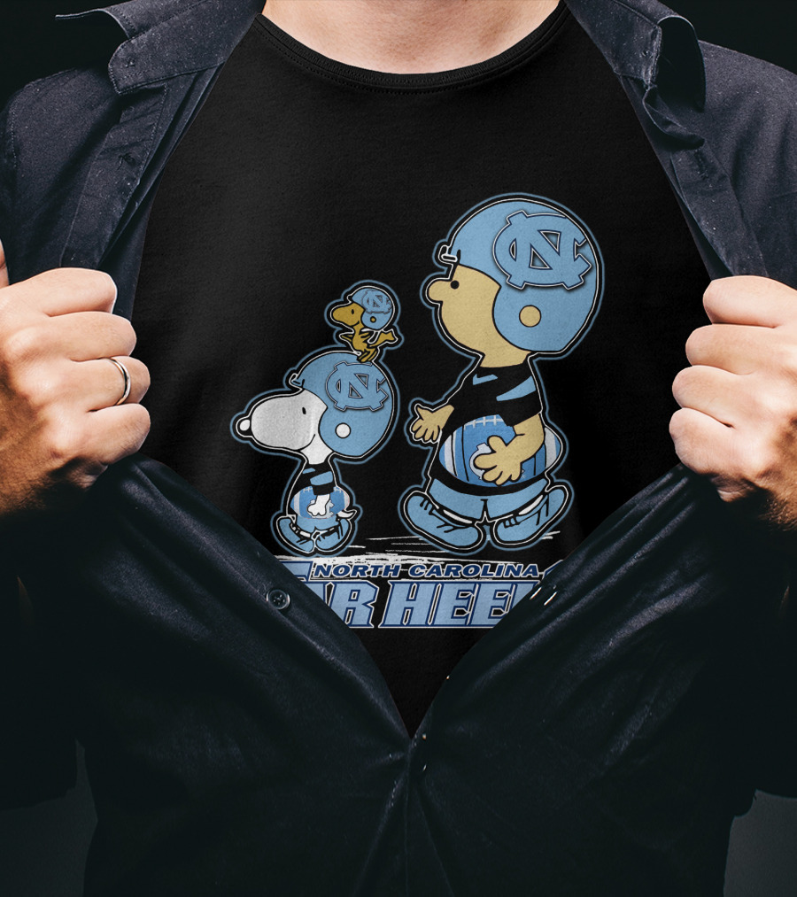North Carolina Tar Heels Snoopy And Woodstock Football Team Fans T-Shirt