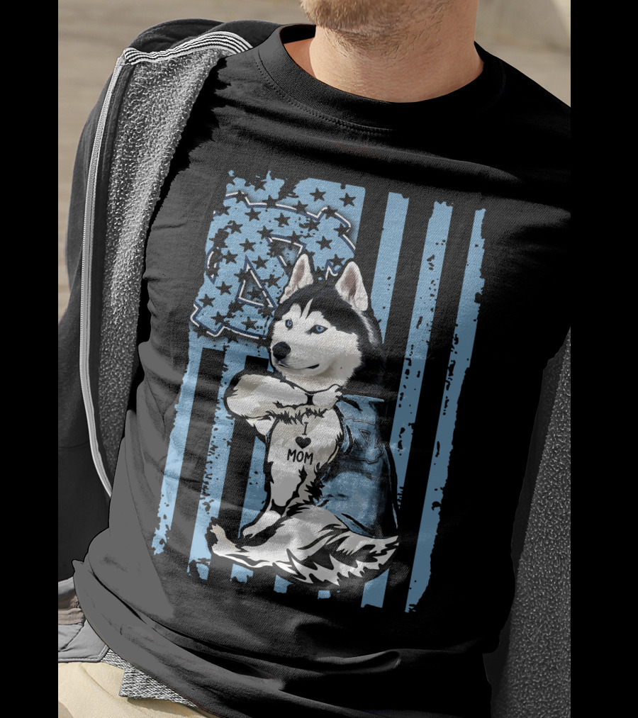 Siberian Husky UNC Tar Heels Mom Stripes T-Shirt