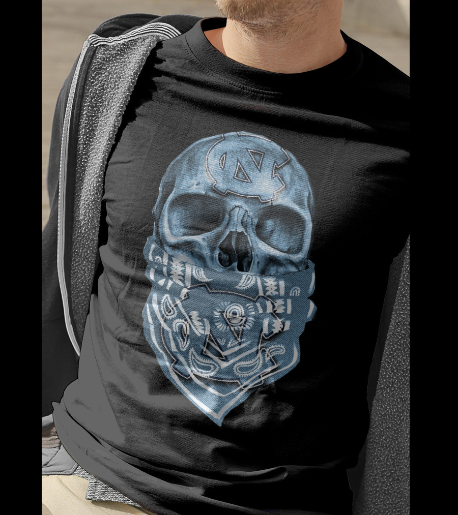 North Carolina Tar Heels Skull Bandana T-Shirt