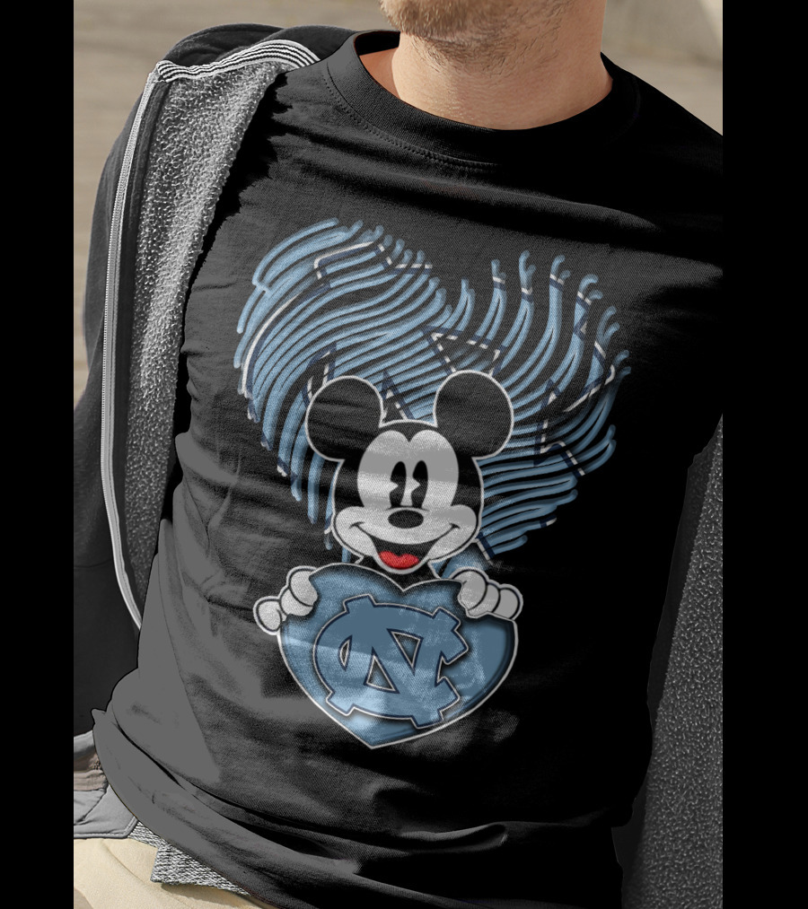 Mick Mouse North Carolina Tar Heels Heart T-Shirt
