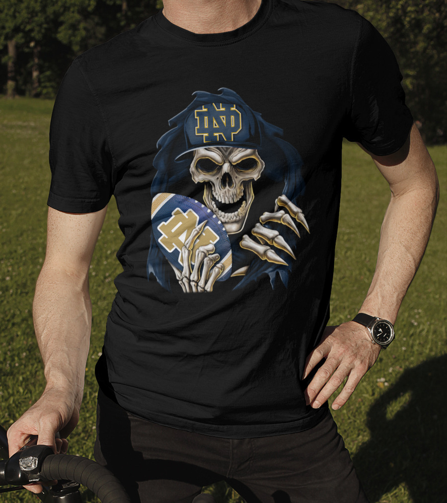 Notre Dame Fighting Irish Skull With Football Helmet T-Shirt