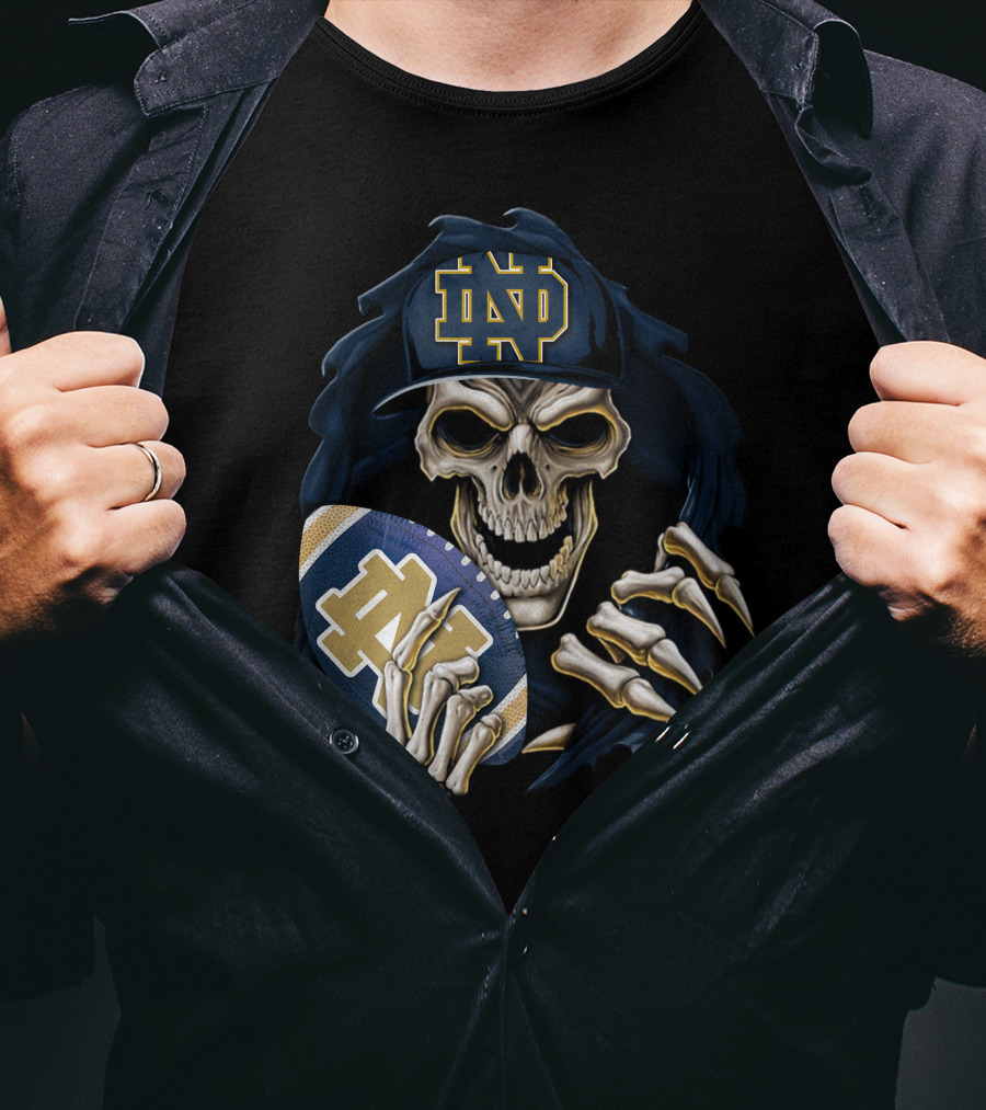Notre Dame Fighting Irish Skull With Football Helmet T-Shirt