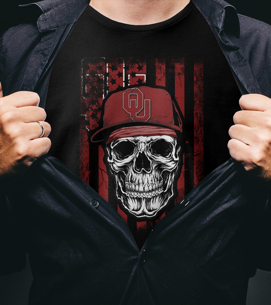 Skull With Oklahoma Sooners OU Cap On Distressed Red And Black Flag Background T-Shirt