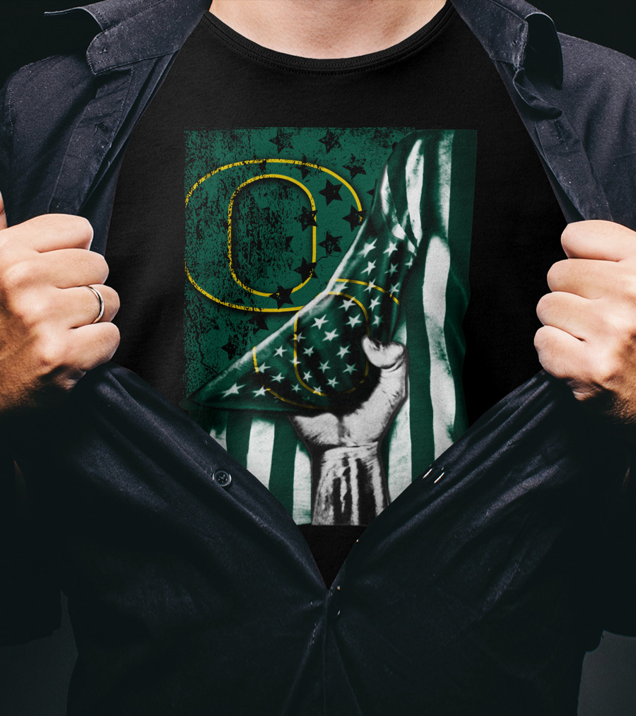 Oregon Ducks American Flag Fist And Stars T-Shirt