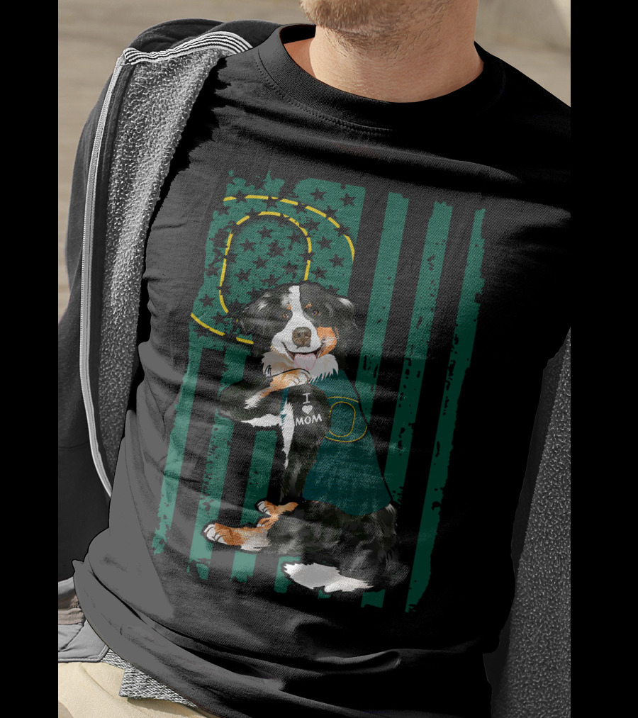 Border Collie I Love Mom Oregon Ducks Flag T-Shirt