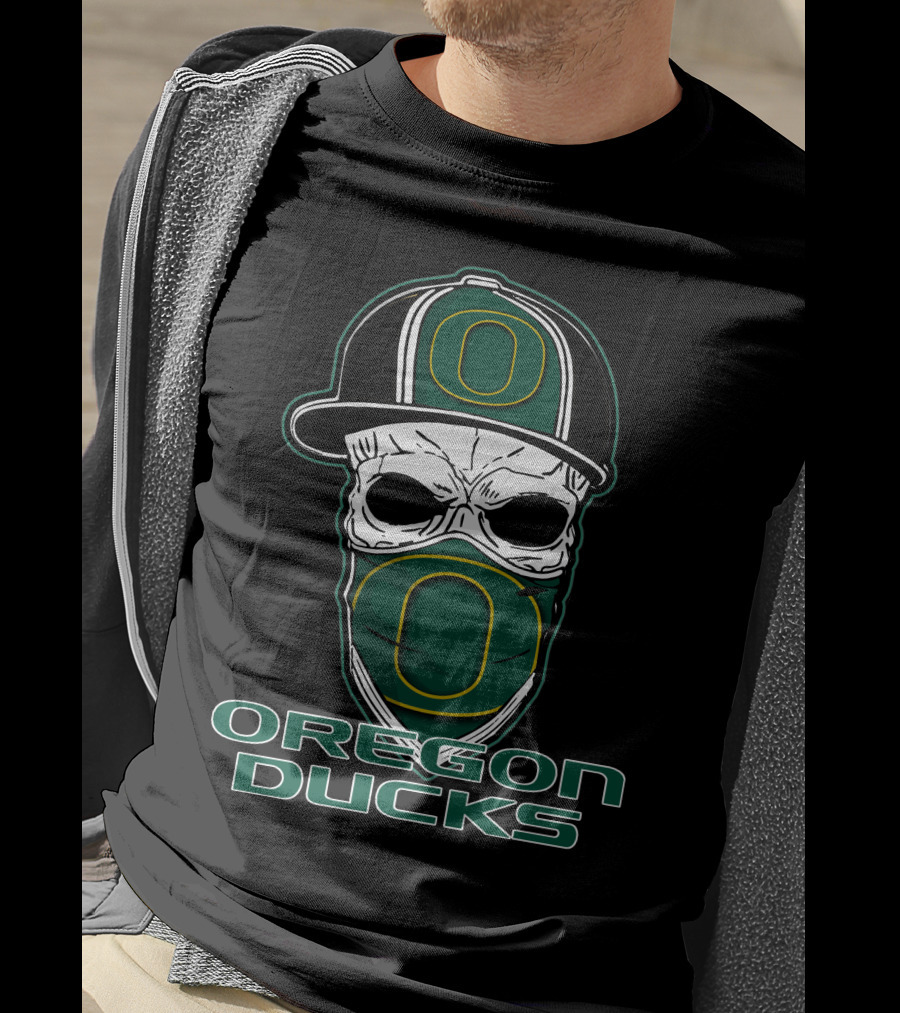 Oregon Ducks Skull Hat T-Shirt