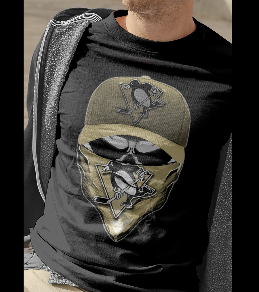 Skull With Pittsburgh Penguins Logo Hat And Bandana T-Shirt