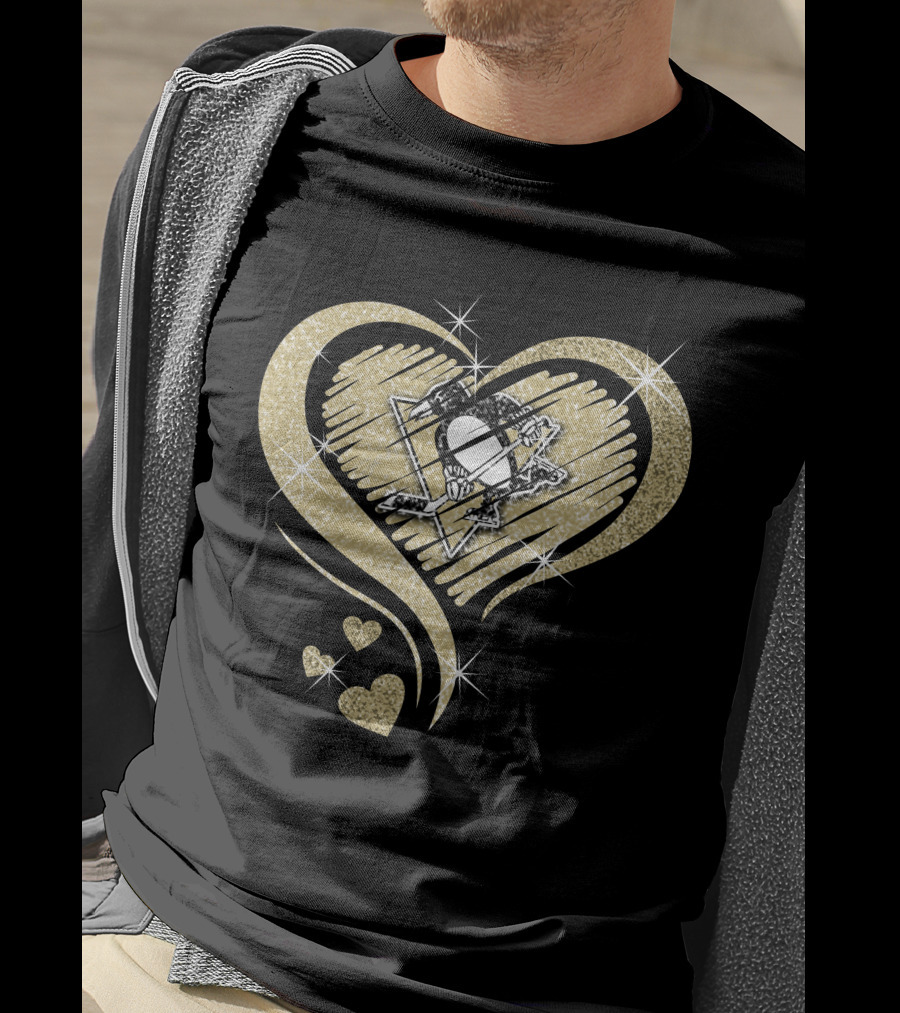 Heart Diamond Pittsburgh Penguins Logo Gold Sparkle T-Shirt