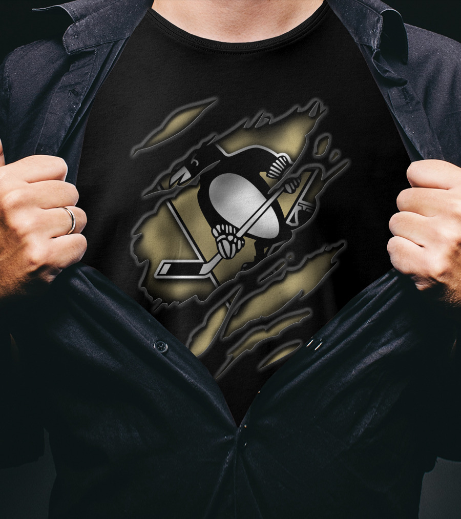 Pittsburgh Penguins Torn Hockey T-Shirt