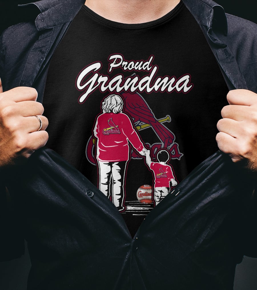 Proud Grandma St. Louis Cardinals T-Shirt