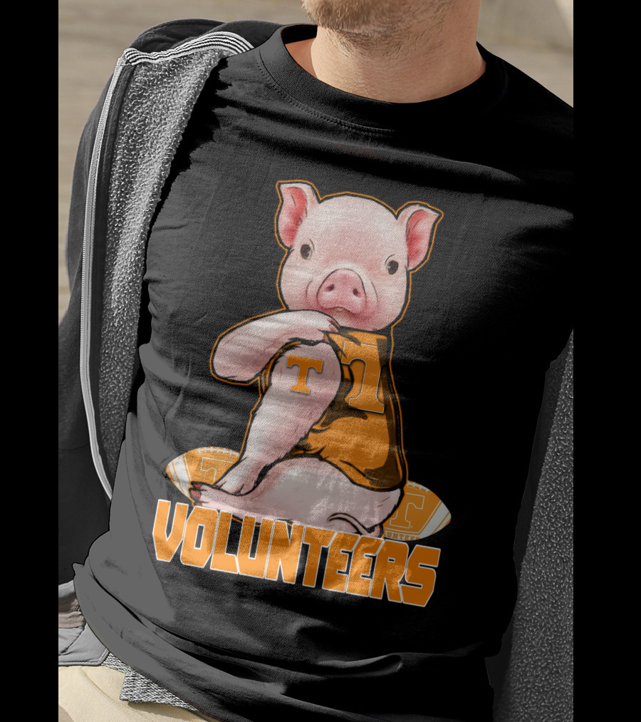 Tennessee Volunteers Pig With Football And T T-Shirt