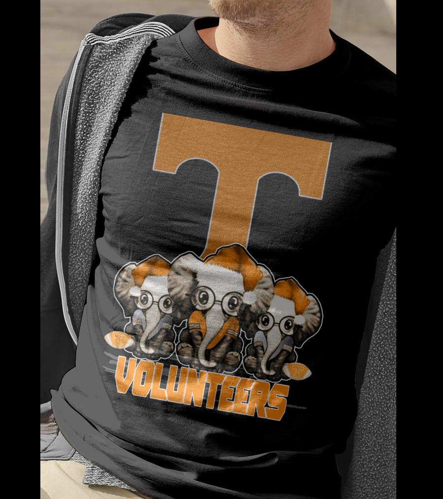 Three Elephants With Santa Hats Tennessee Volunteers T-Shirt