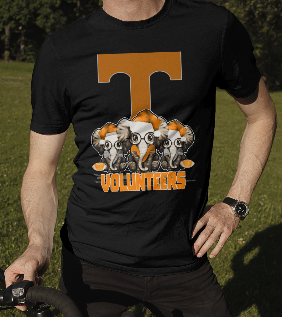 Three Elephants With Santa Hats Tennessee Volunteers T-Shirt