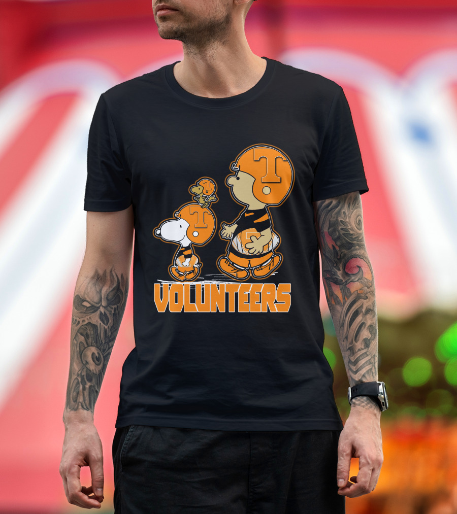Snpfootball Tennessee Volunteers Peanuts Characters With Helmets T-Shirt