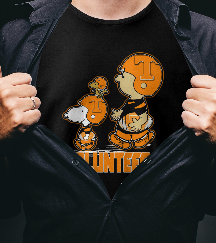 Snpfootball Tennessee Volunteers Peanuts Characters With Helmets T-Shirt