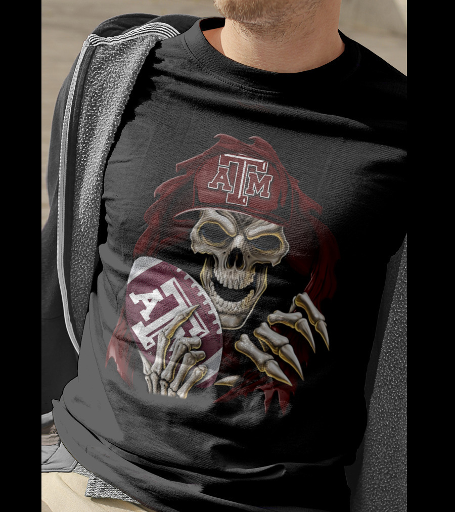 Skullbong Texas A&M Aggies Skeleton With Football And Cap T-Shirt