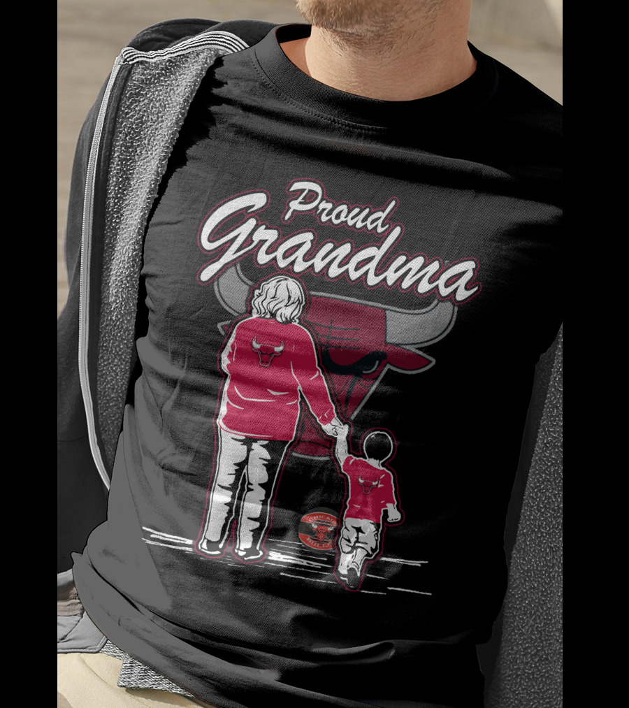 Proud Grandma Chicago Bulls Mom And Child Bulls T-Shirt
