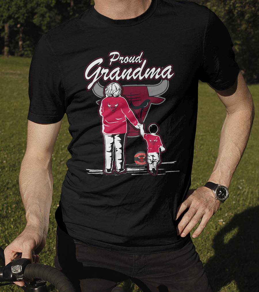 Proud Grandma Chicago Bulls Mom And Child Bulls T-Shirt