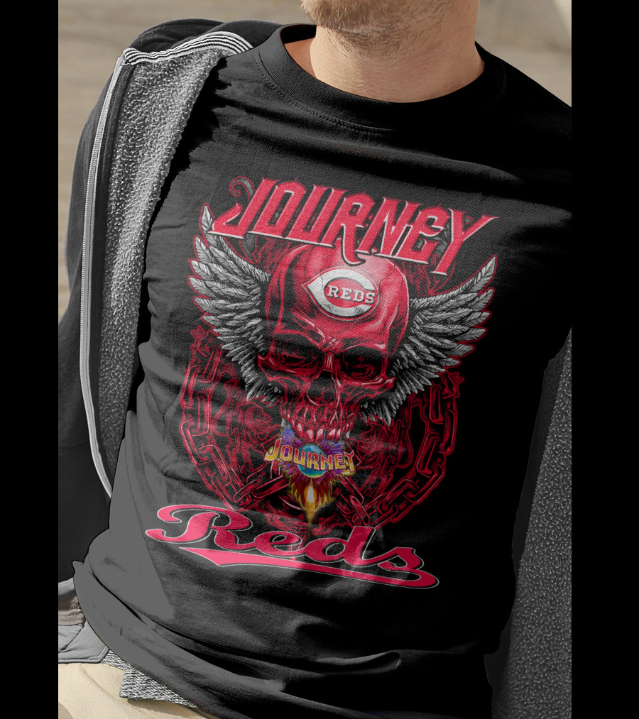 Journey Reds Skull With Wings And Chains T-Shirt