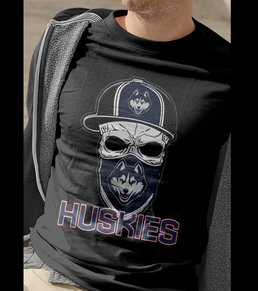 Huskies Skull Hat Connecticut Huskies T-Shirt