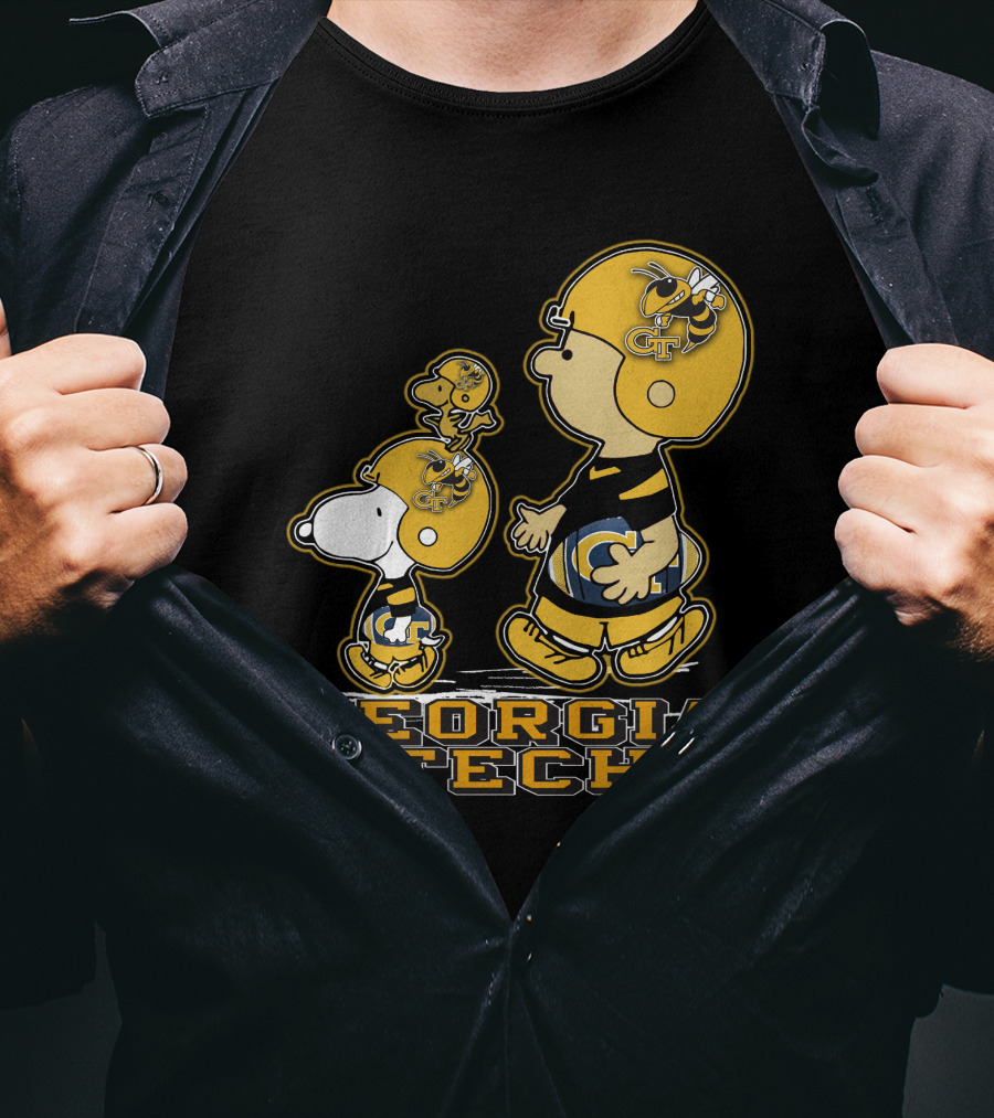 Snpfootball Georgia Tech Yellow Jackets Charlie Brown And Snoopy Football Gear T-Shirt
