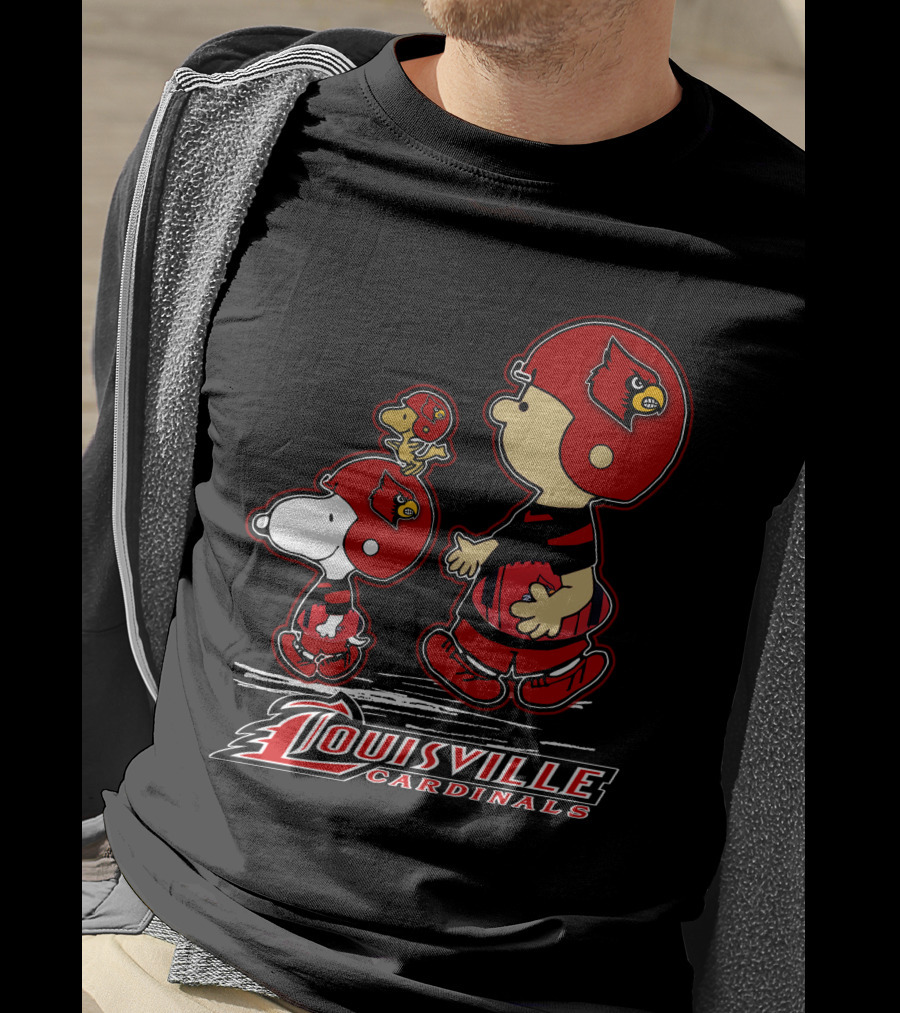 Snpfootball Louisville Cardinals Charlie Brown And Snoopy T-Shirt