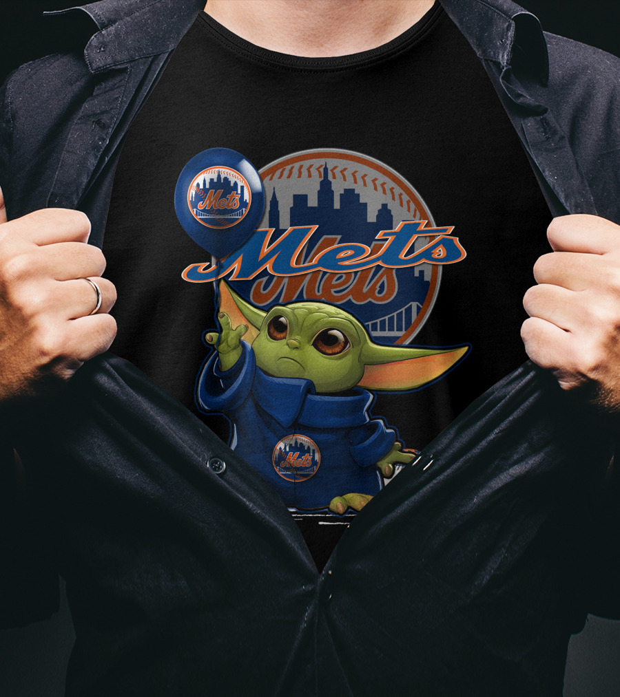 Yoda Mets Star Wars Baseball Fan Art New York Balloon And City Skyline T-Shirt