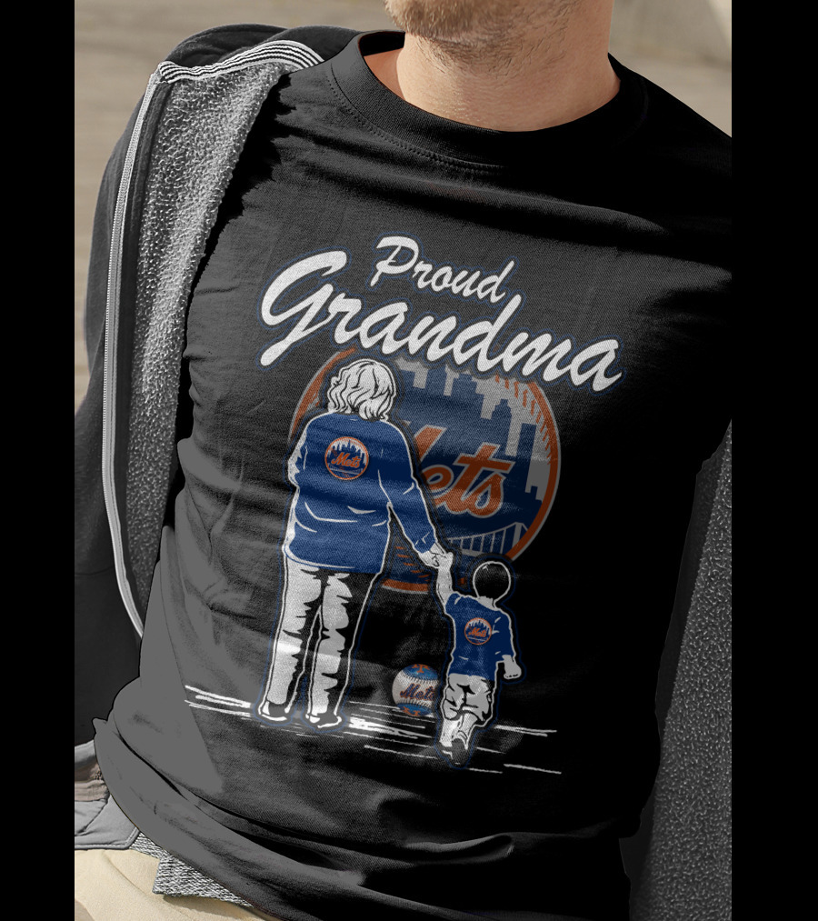 Proud Grandma New York Mets Family Skyline Baseball T-Shirt