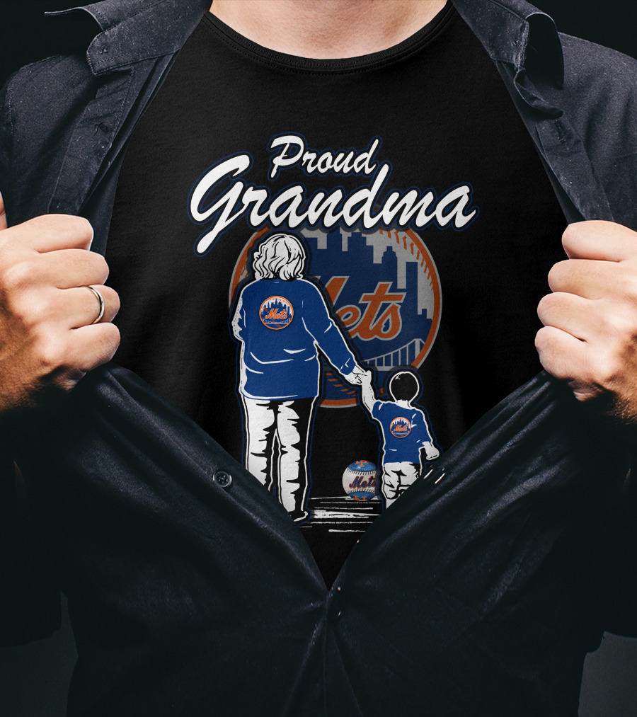 Proud Grandma New York Mets Family Skyline Baseball T-Shirt