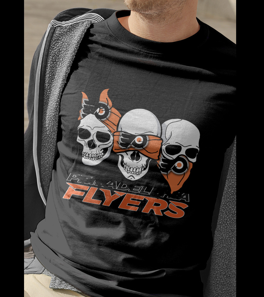 Philadelphia Flyers Three Skull Bandana Motif T-Shirt