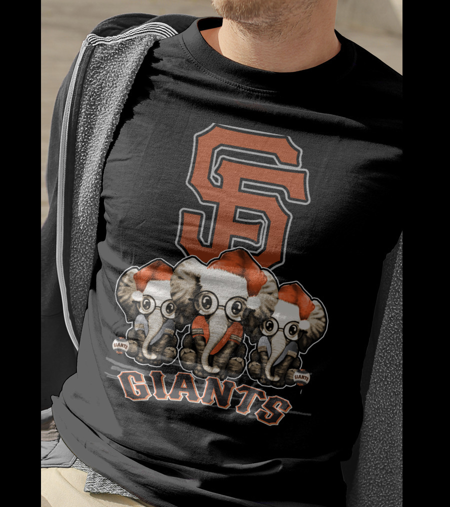 San Francisco Giants Christmas Elephants With Santa Hats T-Shirt