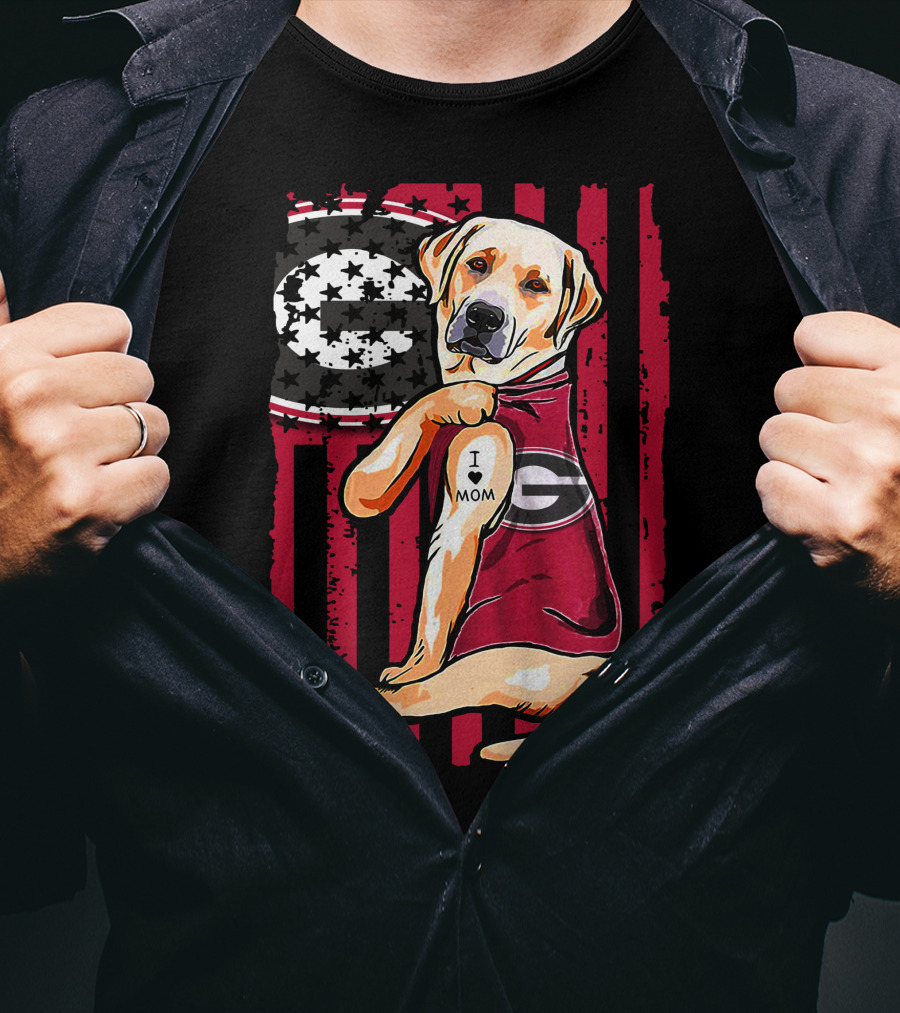 Labrador Retriever Wearing Georgia Bulldogs Vest With I Love Mom Patch T-Shirt