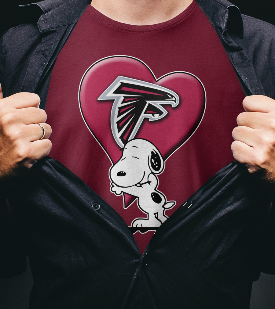 Snoopy Hugging Atlanta Falcons Heart T-Shirt