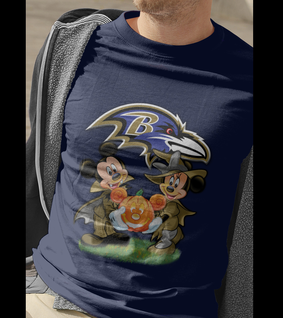 Baltimore Ravens Mickey And Minnie Halloween Pumpkin Ravens T-Shirt
