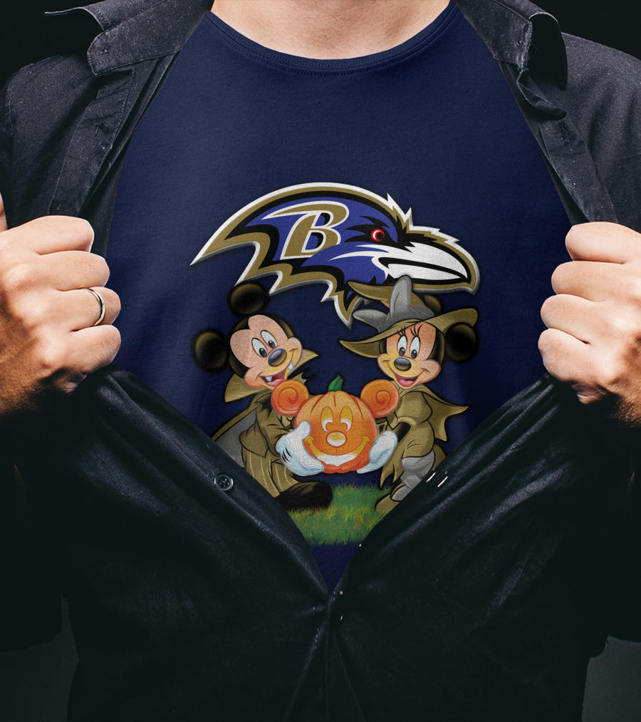 Baltimore Ravens Mickey And Minnie Halloween Pumpkin Ravens T-Shirt
