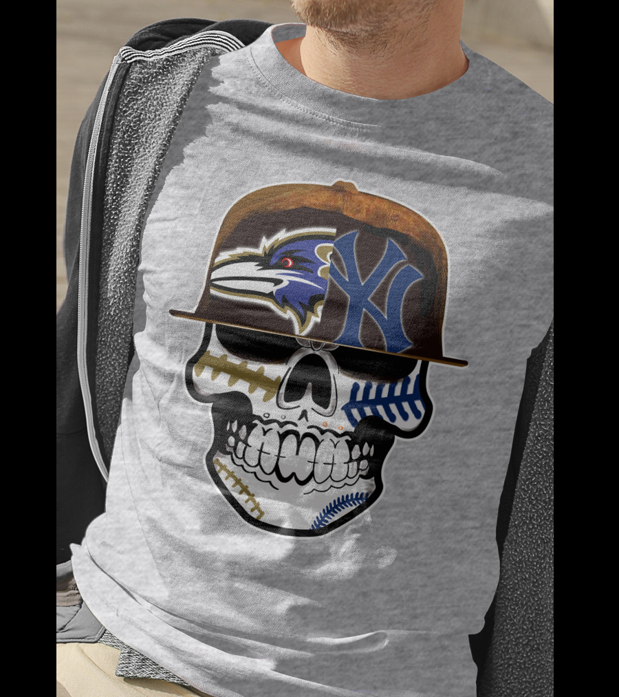 Baltimore Ravens New York Yankees Skull Hat T-Shirt