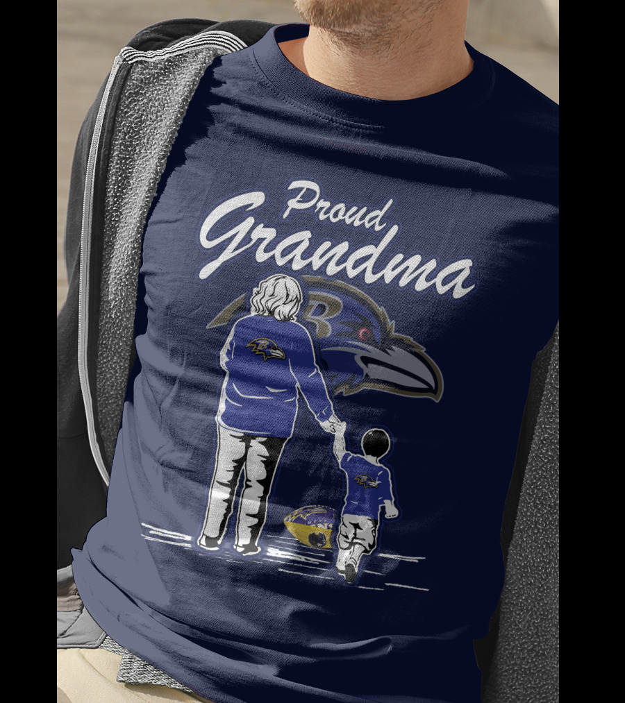 Proud Grandma Baltimore Ravens Family Fan Enthusiast With Child And Football T-Shirt