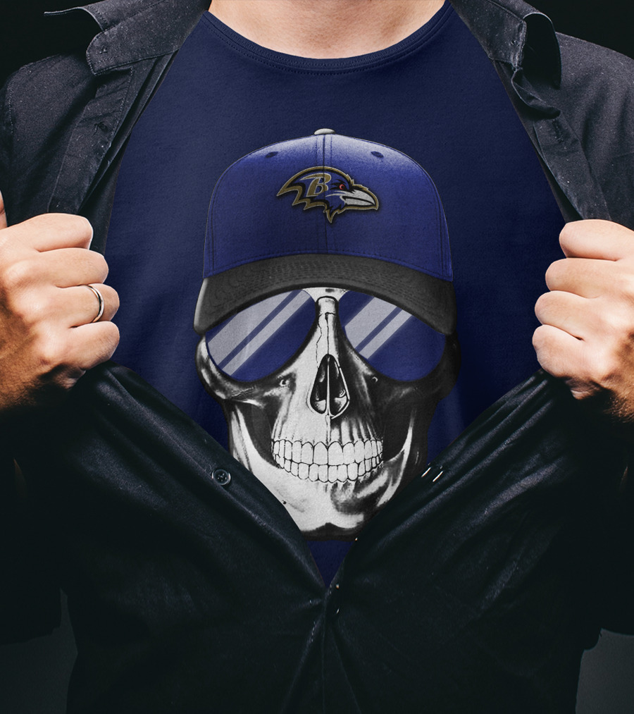 Skull With Baltimore Ravens Cap And Sunglasses T-Shirt