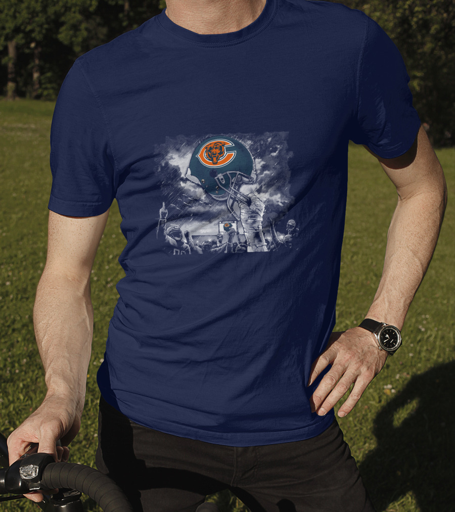 Chicago Bears Helmet Iconic 51 Team Celebration T-Shirt