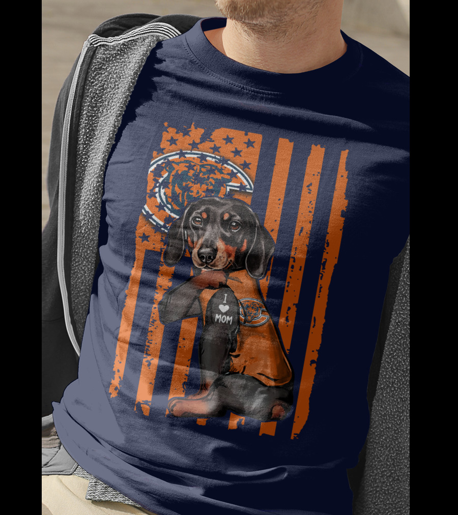 Dachshund I Love Mom Chicago Bears Fan Orange Flag T-Shirt