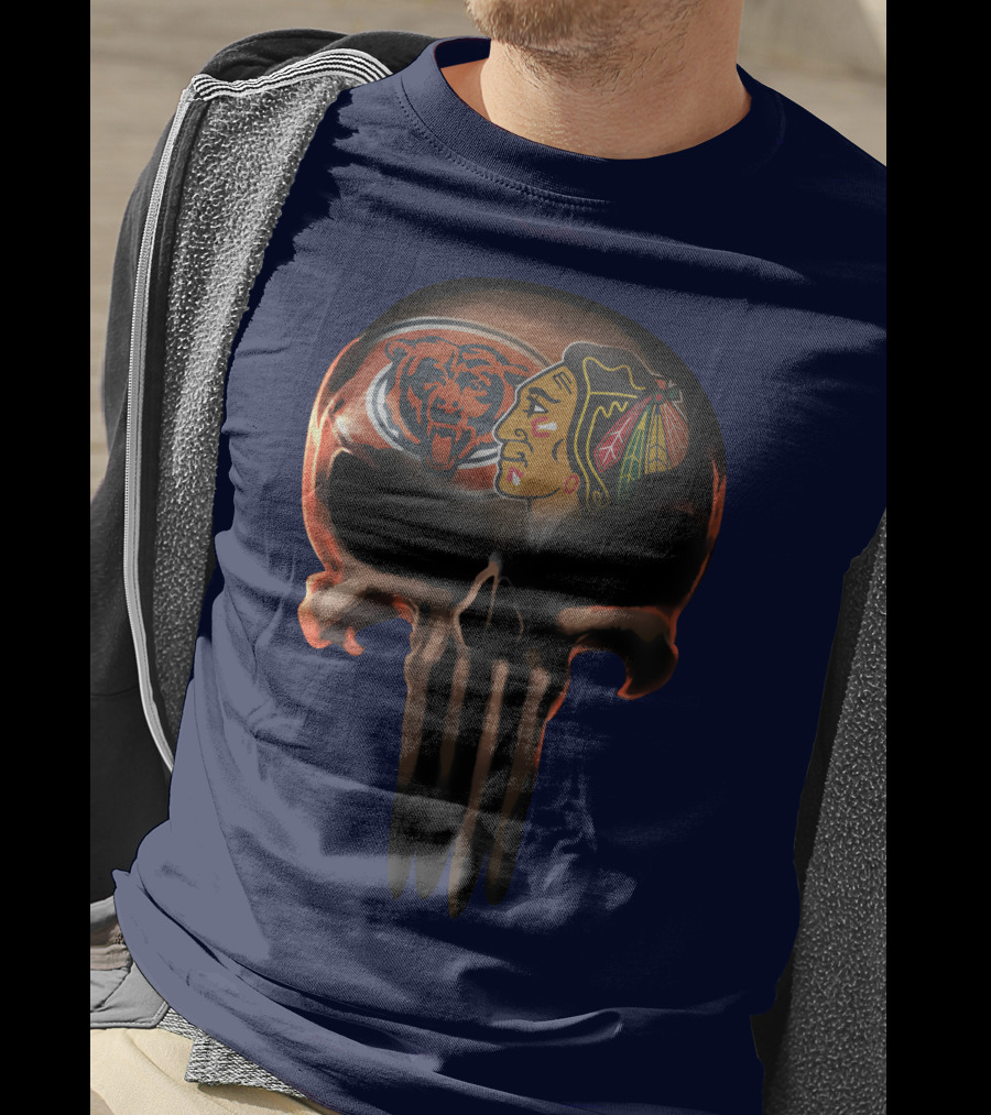 Chicago Bears 56 Skull Design With Nhl Blackhawks T-Shirt
