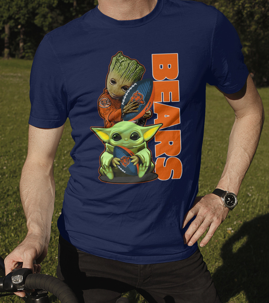 Grzd CHICAGO BEARS Baby Groot And Baby Yoda Football T-Shirt