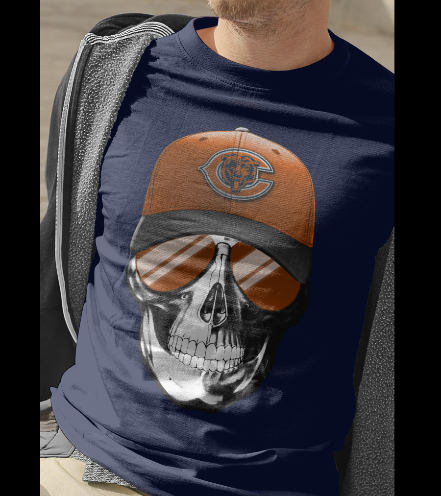 Skull V7 Chicago Bears Cap And Sunglasses T-Shirt
