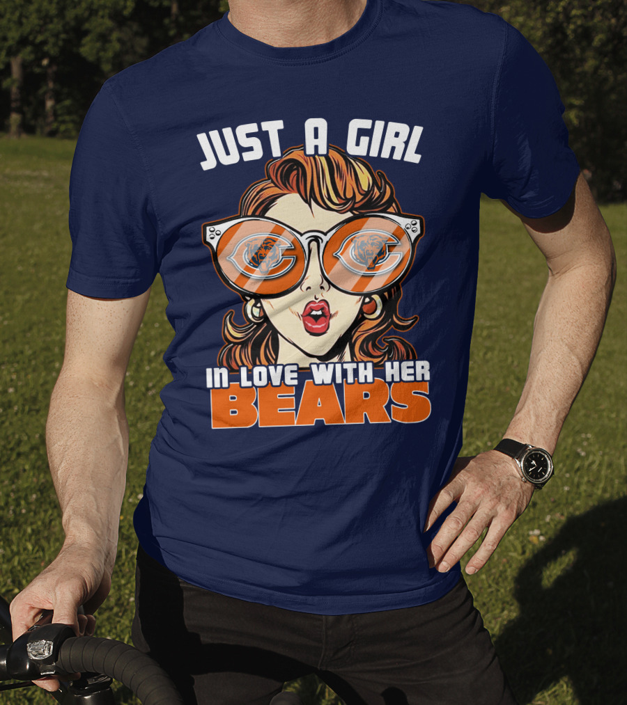 Just A Girl In Love With Her Chicago Bears T-Shirt