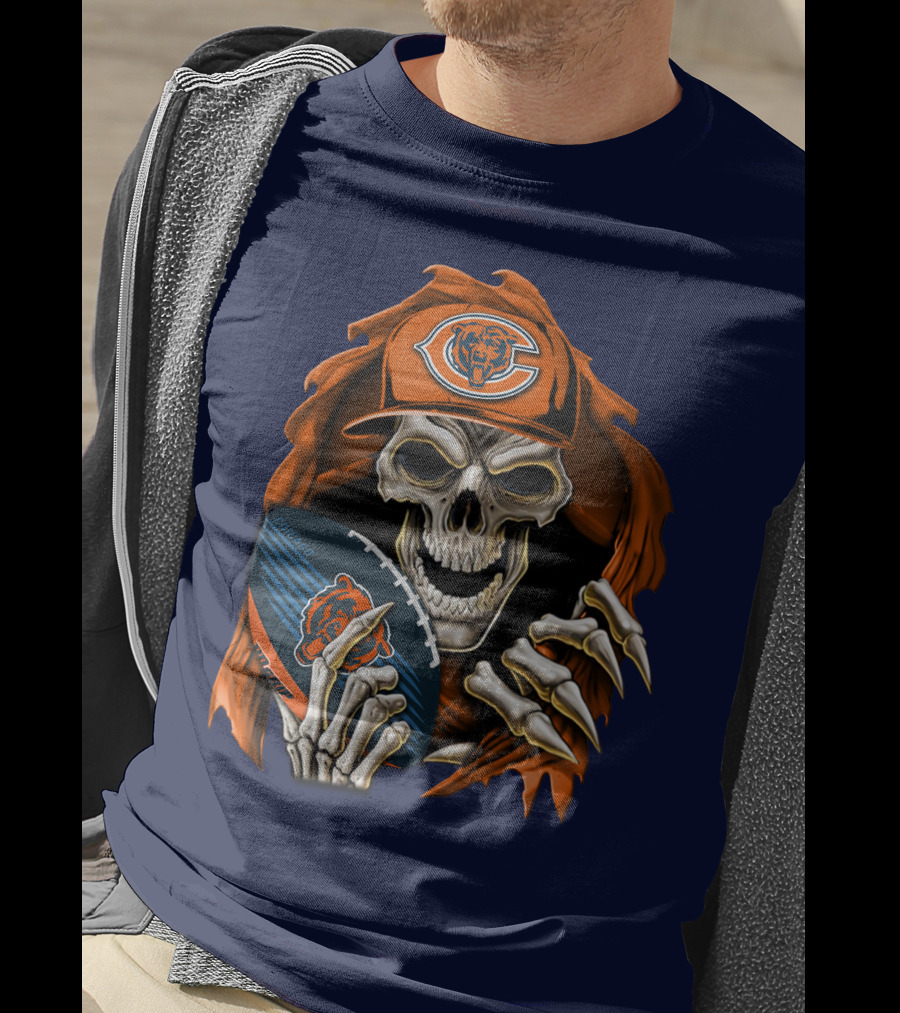 Chicago Bears Skullbong Skeleton Football Fan T-Shirt