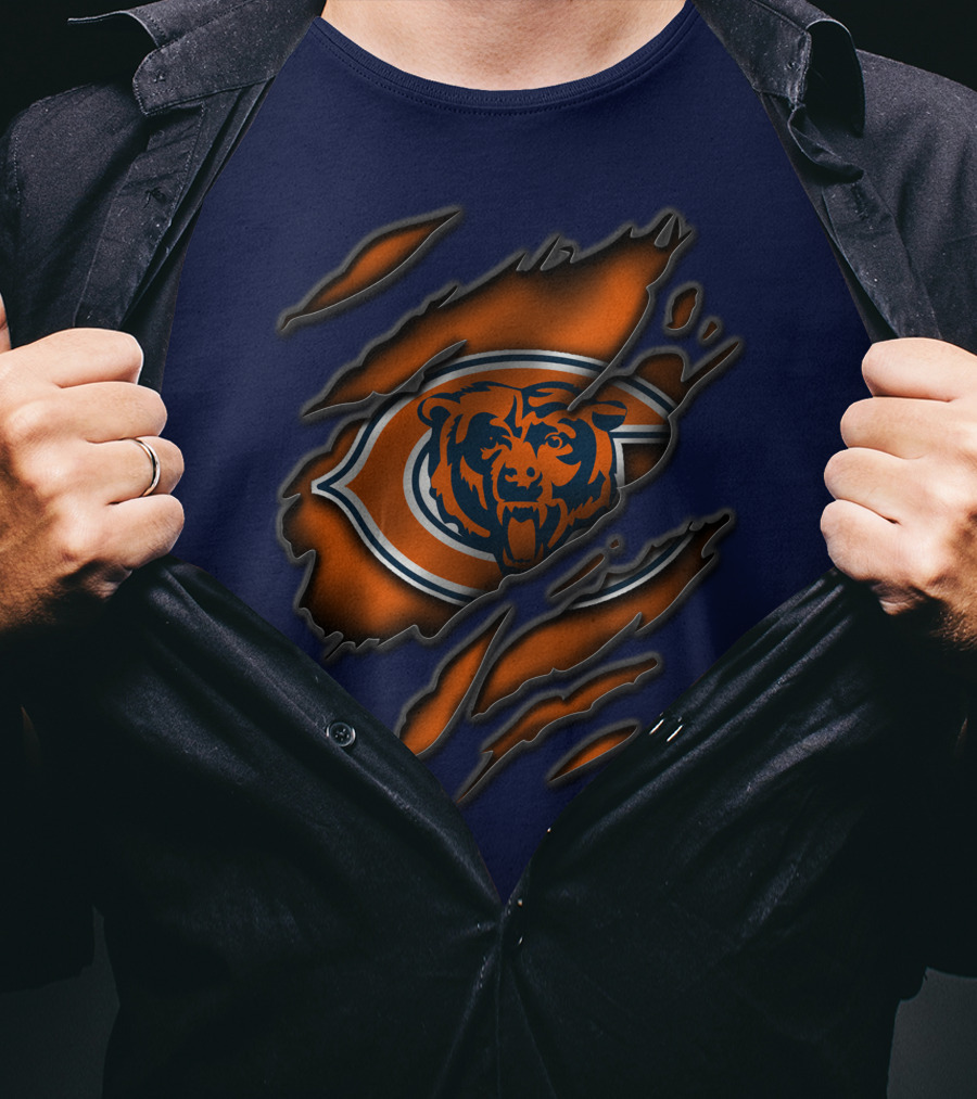 Torn Chicago Bears Logo With Bear Face And Claw Marks T-Shirt
