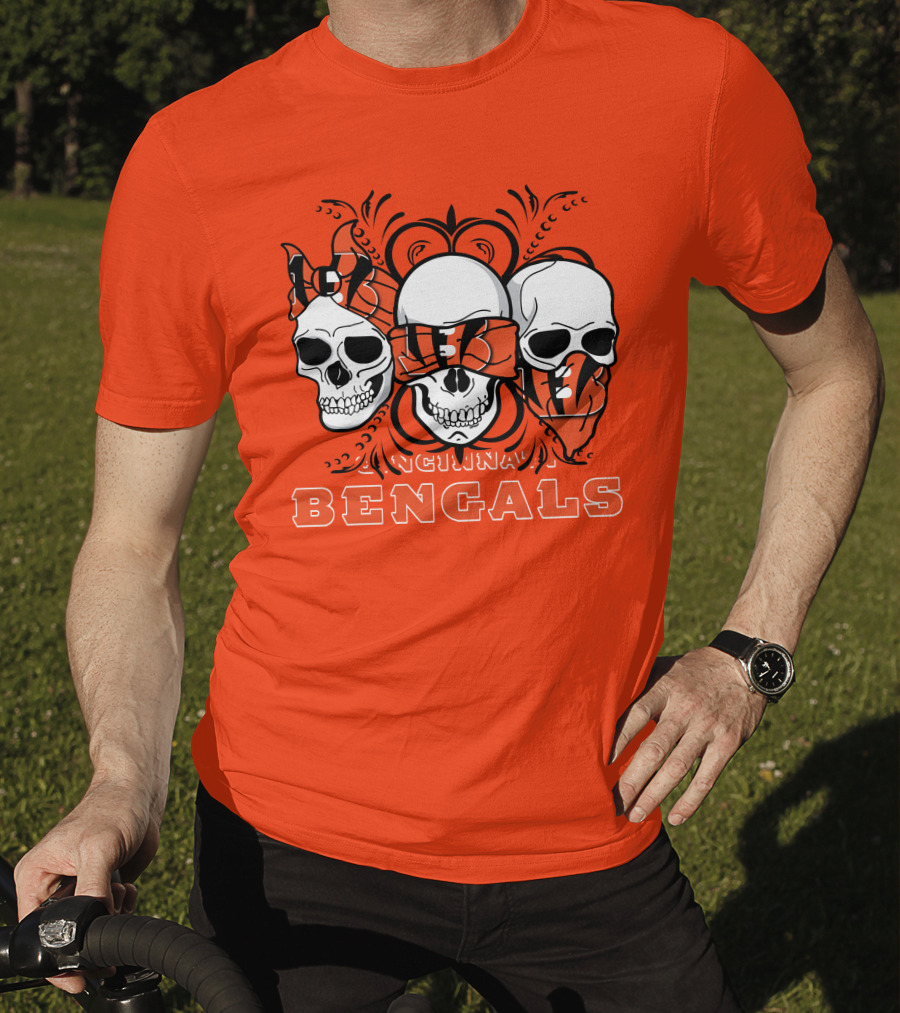 Cincinnati Bengals 3 Skull Motif T-Shirt