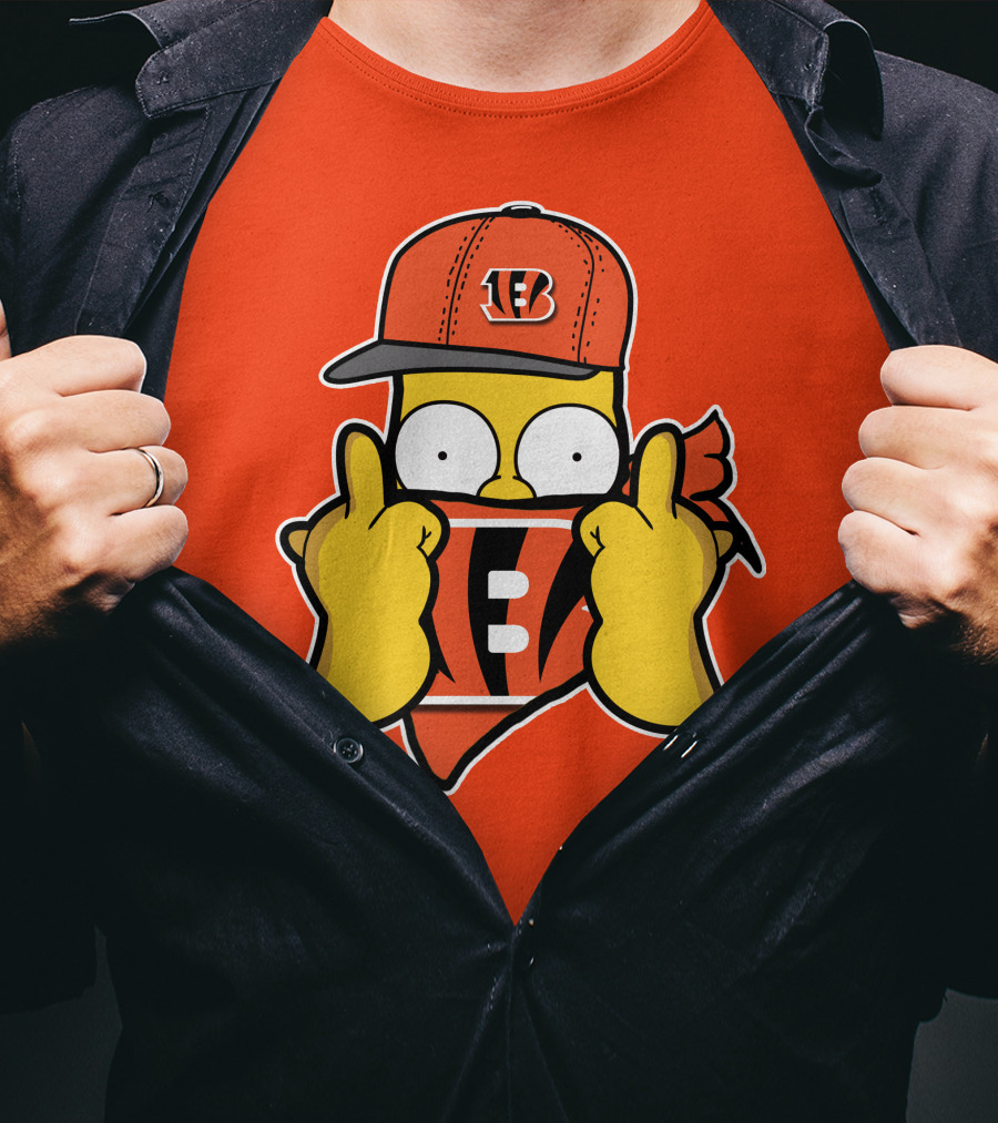 Cincinnati Bengals Fan Cartoon Character With Logo Cap And Scarf T-Shirt