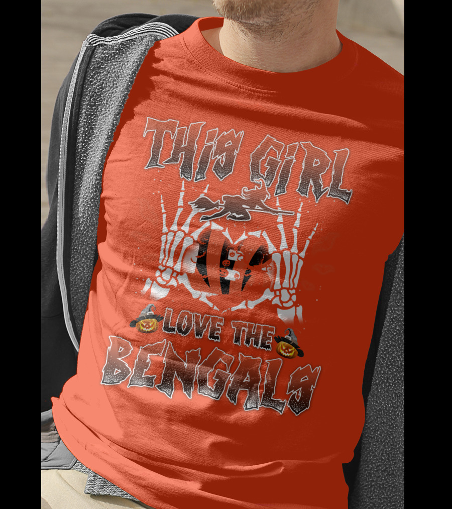 This Girl Love The Bengals Halloween Skeleton Hands And Pumpkins T-Shirt