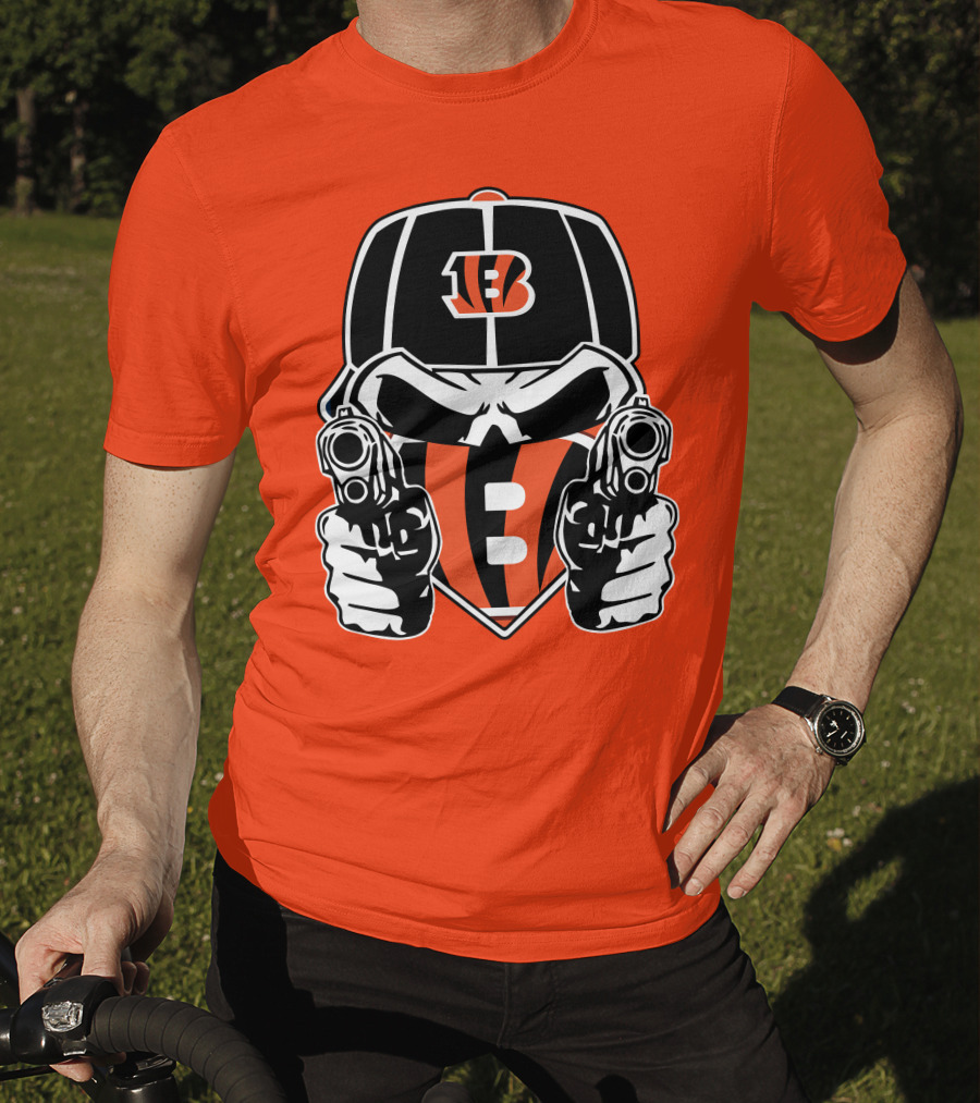 Cincinnati Bengals Armed Skeleton Illustration With Team Helmet T-Shirt